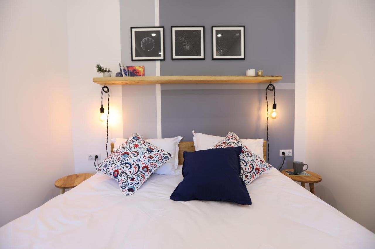 Hotelise I Tulip Apartment Ереван Екстериор снимка