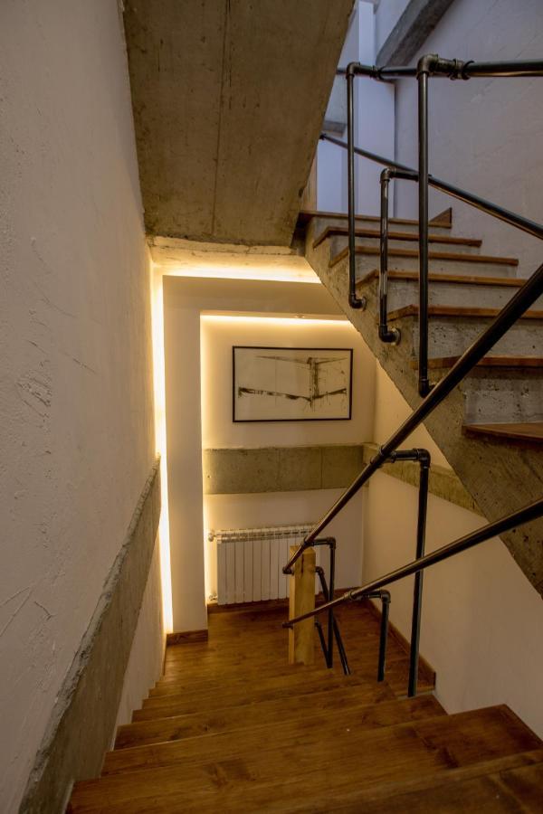 Hotelise I Tulip Apartment Ереван Екстериор снимка