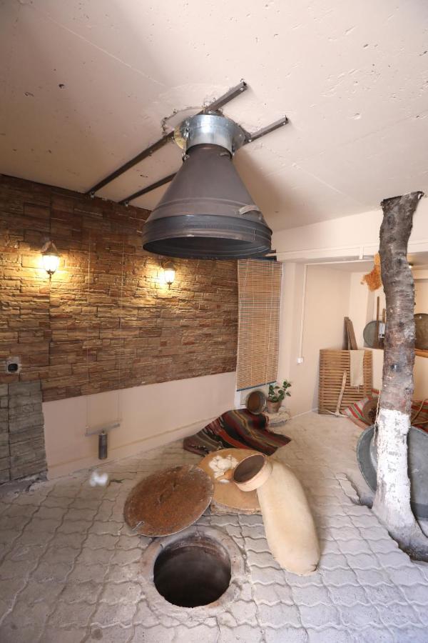 Hotelise I Tulip Apartment Ереван Екстериор снимка